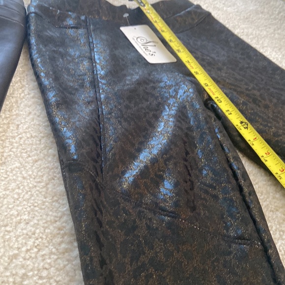 NWT She’s High Waist Leggings - Picture 11 of 16